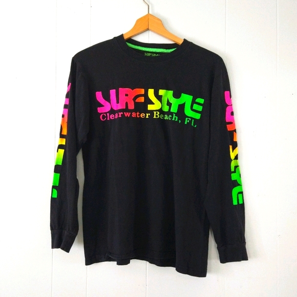 surf style long sleeve shirt